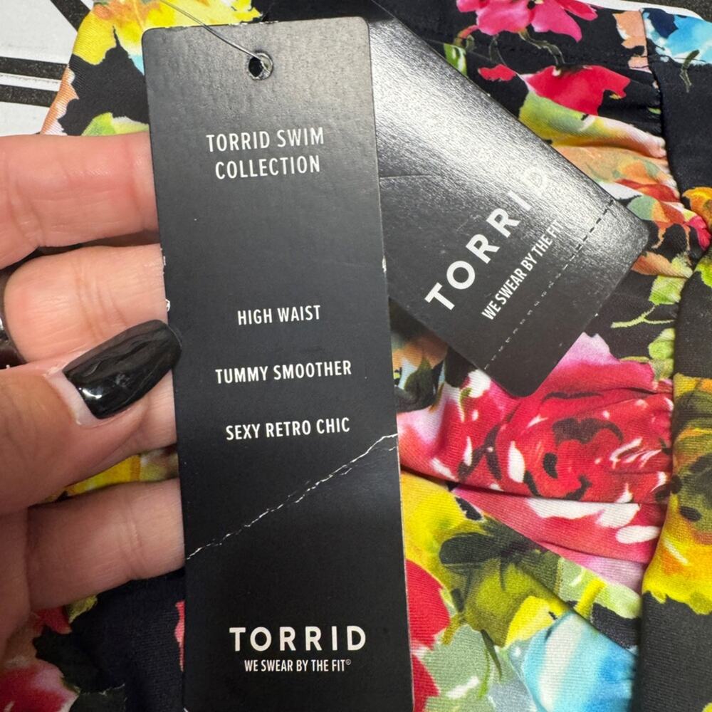 Torrid Floral High-Waisted Floral NWT Bikini Bottoms size 2 - Picture 7 of 8